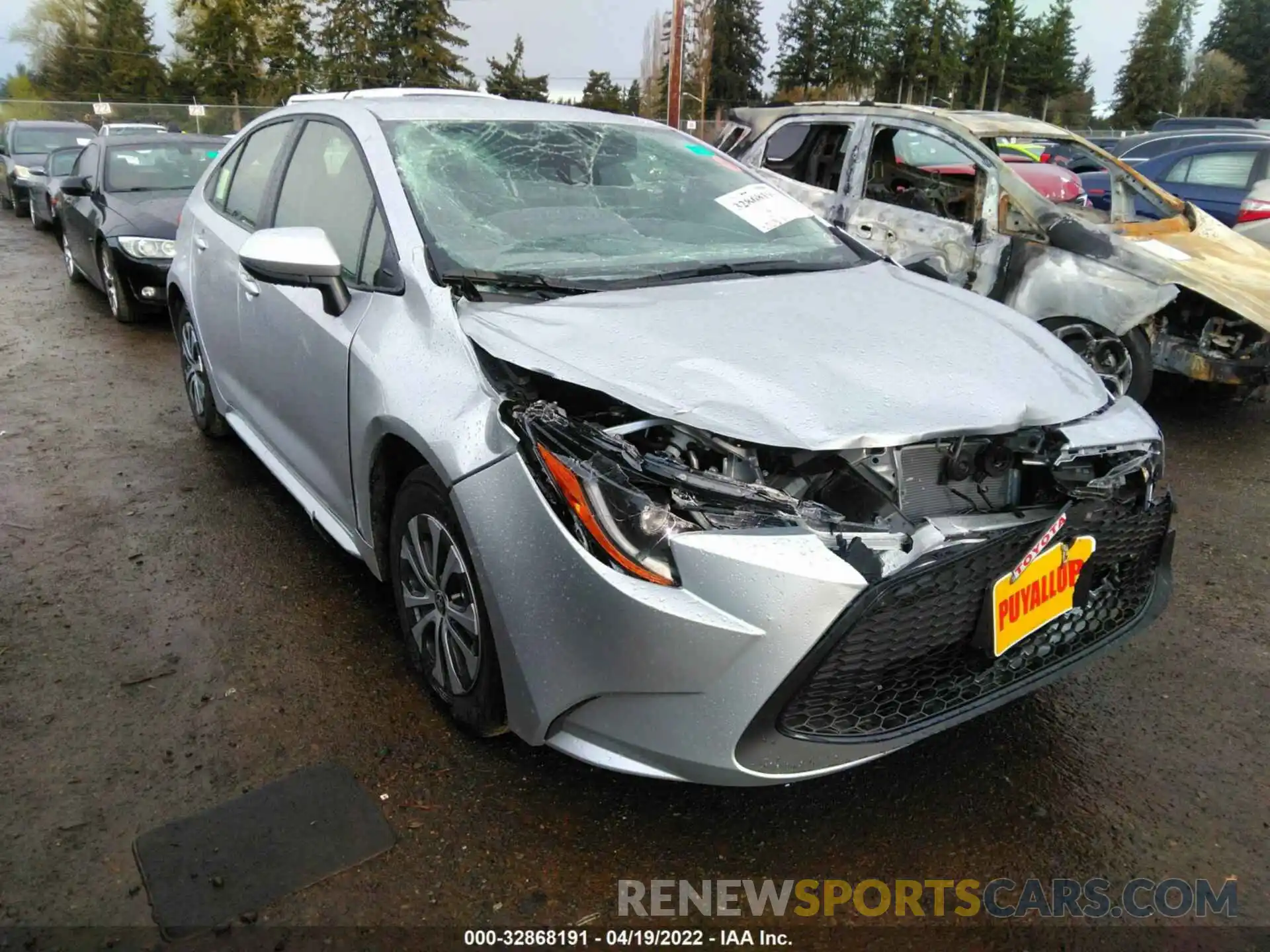 1 Photograph of a damaged car JTDEAMDE2N3003858 TOYOTA COROLLA 2022