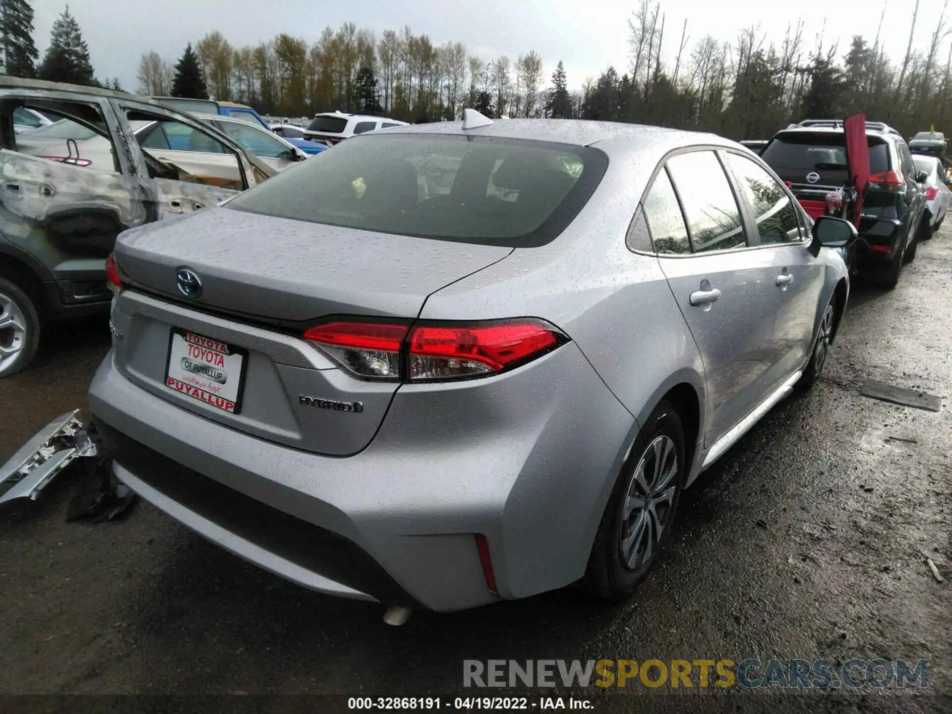 4 Photograph of a damaged car JTDEAMDE2N3003858 TOYOTA COROLLA 2022