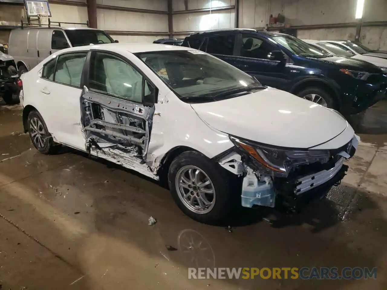 4 Photograph of a damaged car JTDEAMDE2N3009501 TOYOTA COROLLA 2022