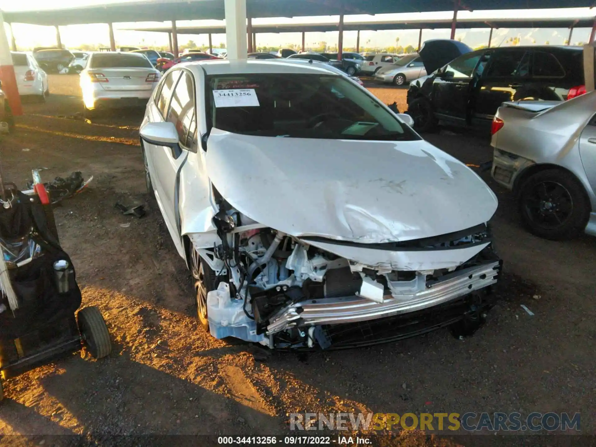 1 Photograph of a damaged car JTDEAMDE2NJ036922 TOYOTA COROLLA 2022