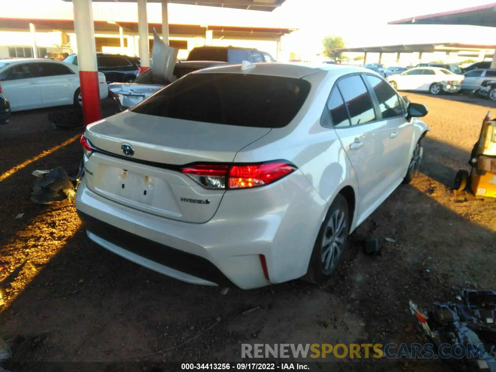 4 Photograph of a damaged car JTDEAMDE2NJ036922 TOYOTA COROLLA 2022