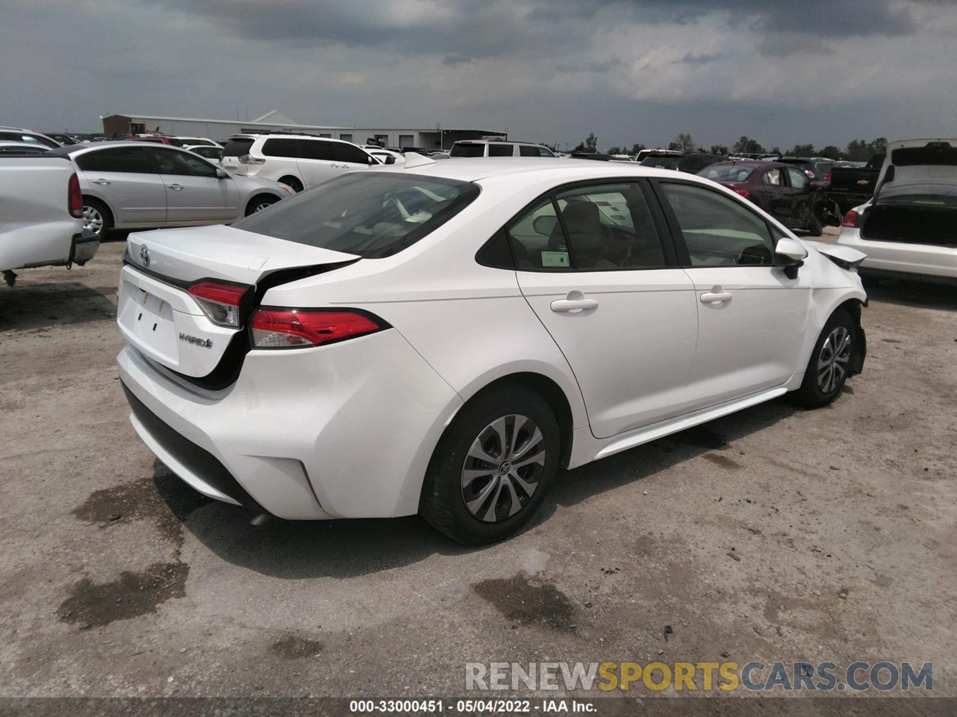 4 Photograph of a damaged car JTDEAMDE2NJ037021 TOYOTA COROLLA 2022