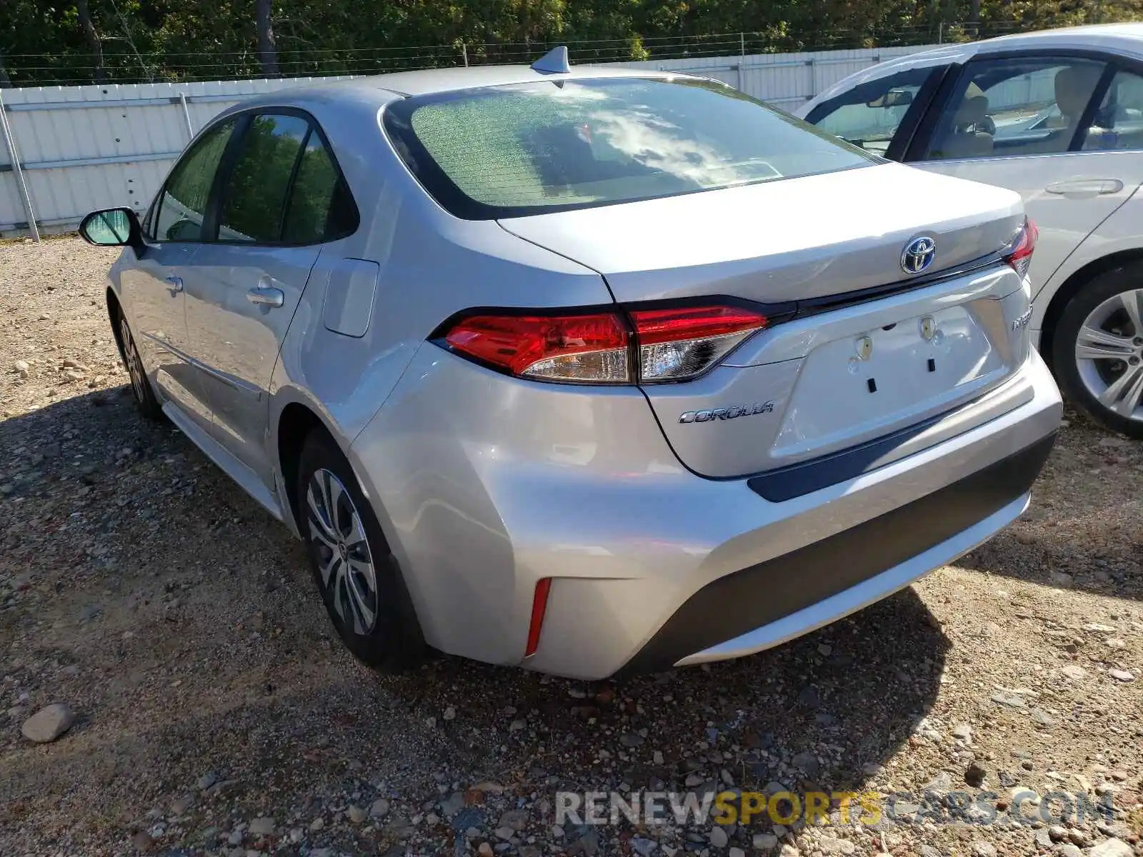 3 Photograph of a damaged car JTDEAMDE2NJ037763 TOYOTA COROLLA 2022