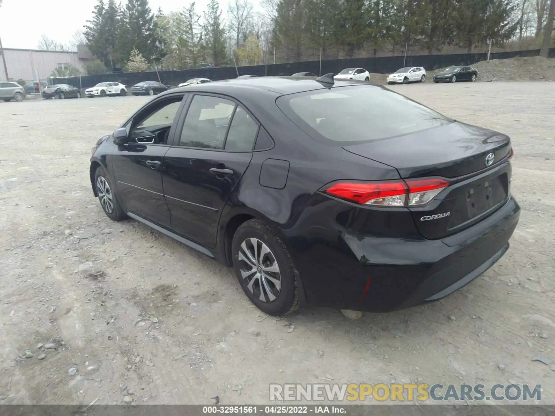 3 Photograph of a damaged car JTDEAMDE2NJ047421 TOYOTA COROLLA 2022