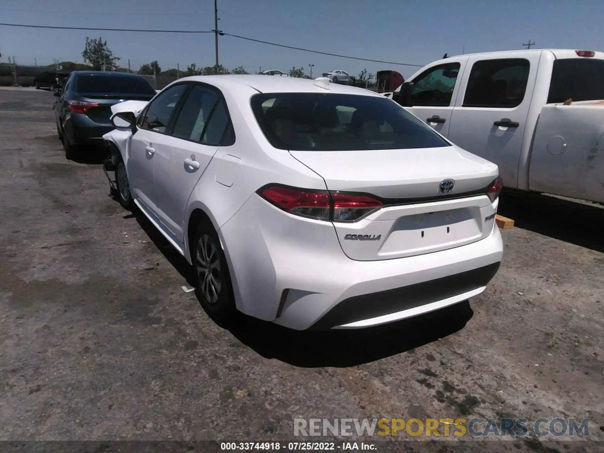 3 Photograph of a damaged car JTDEAMDE3N3010804 TOYOTA COROLLA 2022