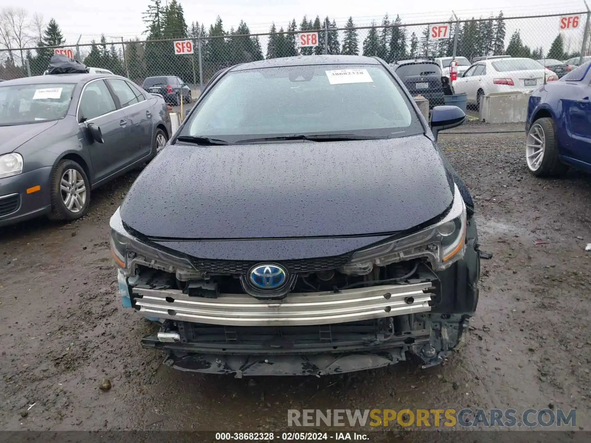 11 Photograph of a damaged car JTDEAMDE3NJ036718 TOYOTA COROLLA 2022