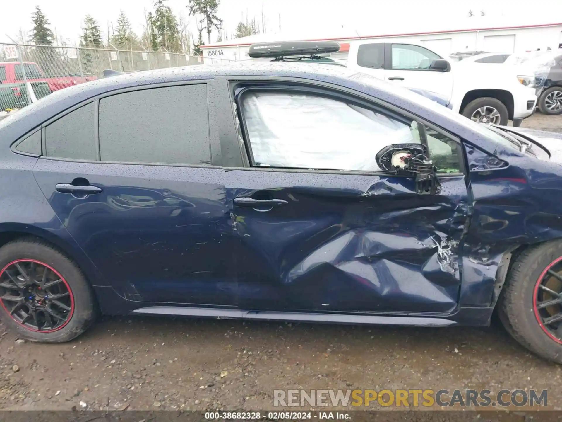 12 Photograph of a damaged car JTDEAMDE3NJ036718 TOYOTA COROLLA 2022