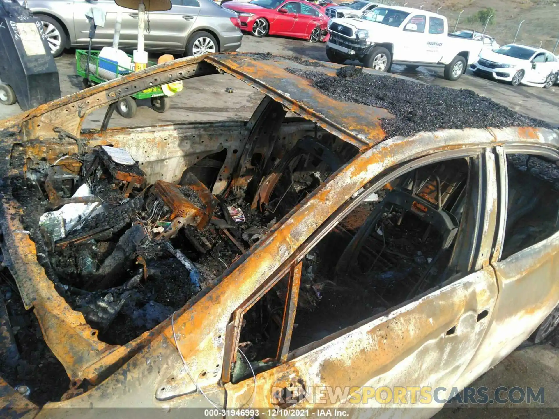 12 Photograph of a damaged car JTDEAMDE3NJ037111 TOYOTA COROLLA 2022