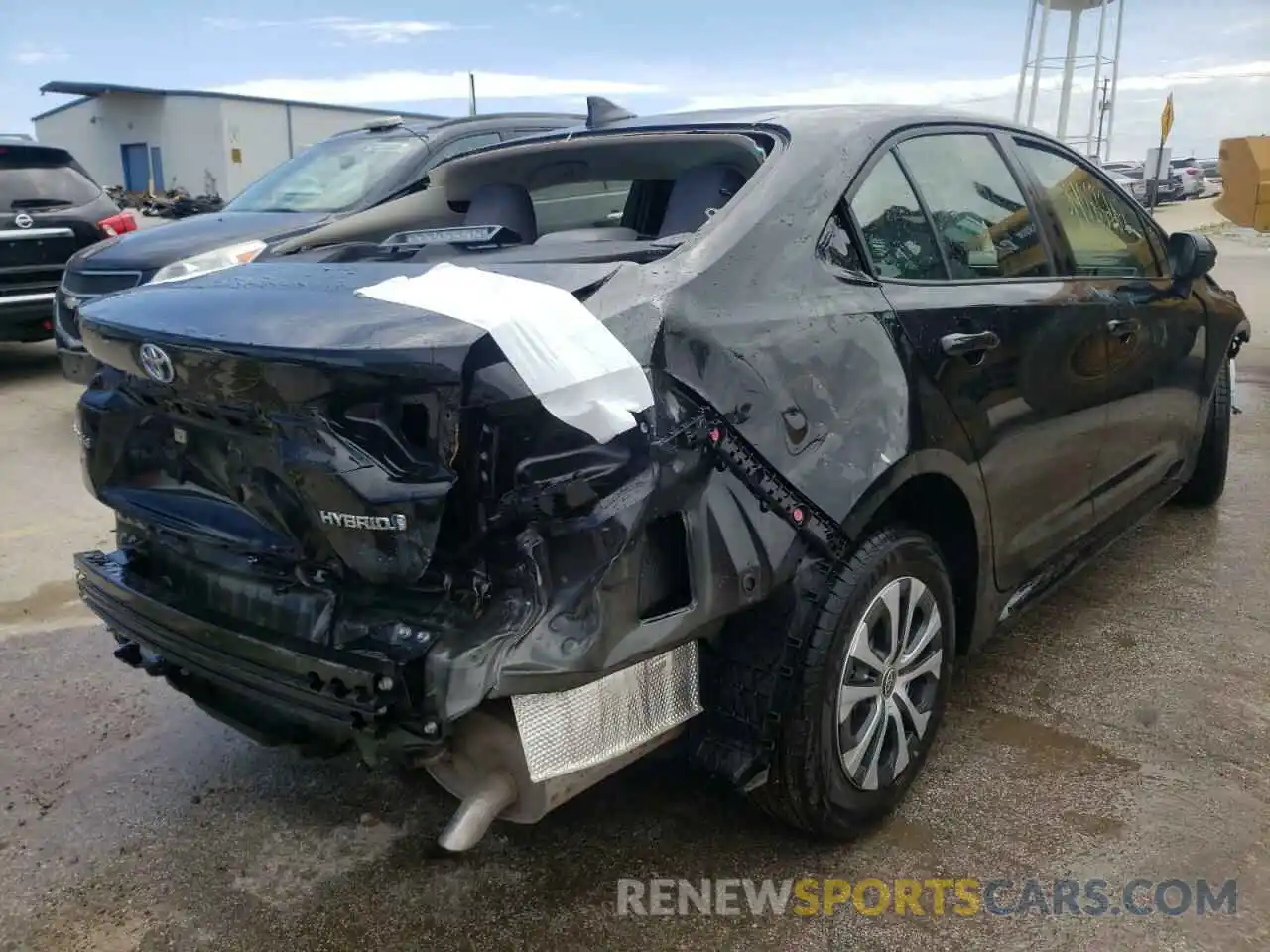 4 Photograph of a damaged car JTDEAMDE3NJ042485 TOYOTA COROLLA 2022