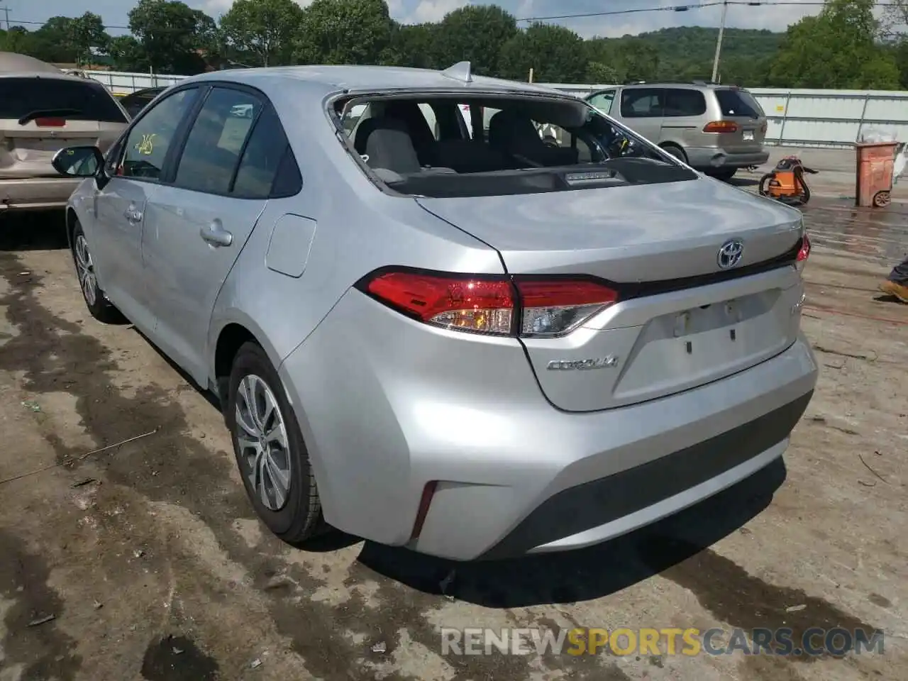 3 Photograph of a damaged car JTDEAMDE3NJ044267 TOYOTA COROLLA 2022