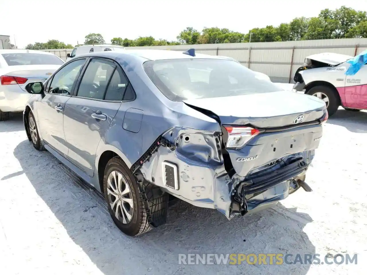 3 Photograph of a damaged car JTDEAMDE3NJ050036 TOYOTA COROLLA 2022