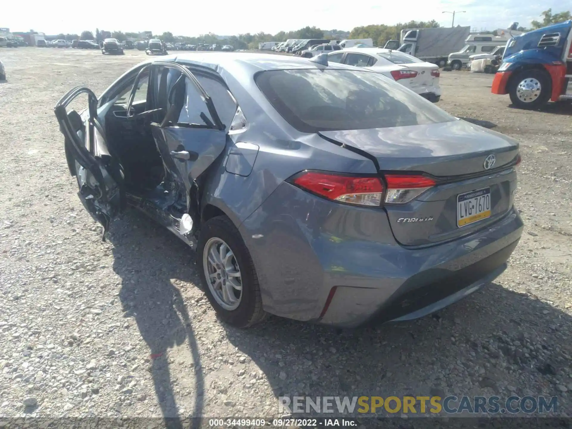 3 Photograph of a damaged car JTDEAMDE3NJ055205 TOYOTA COROLLA 2022