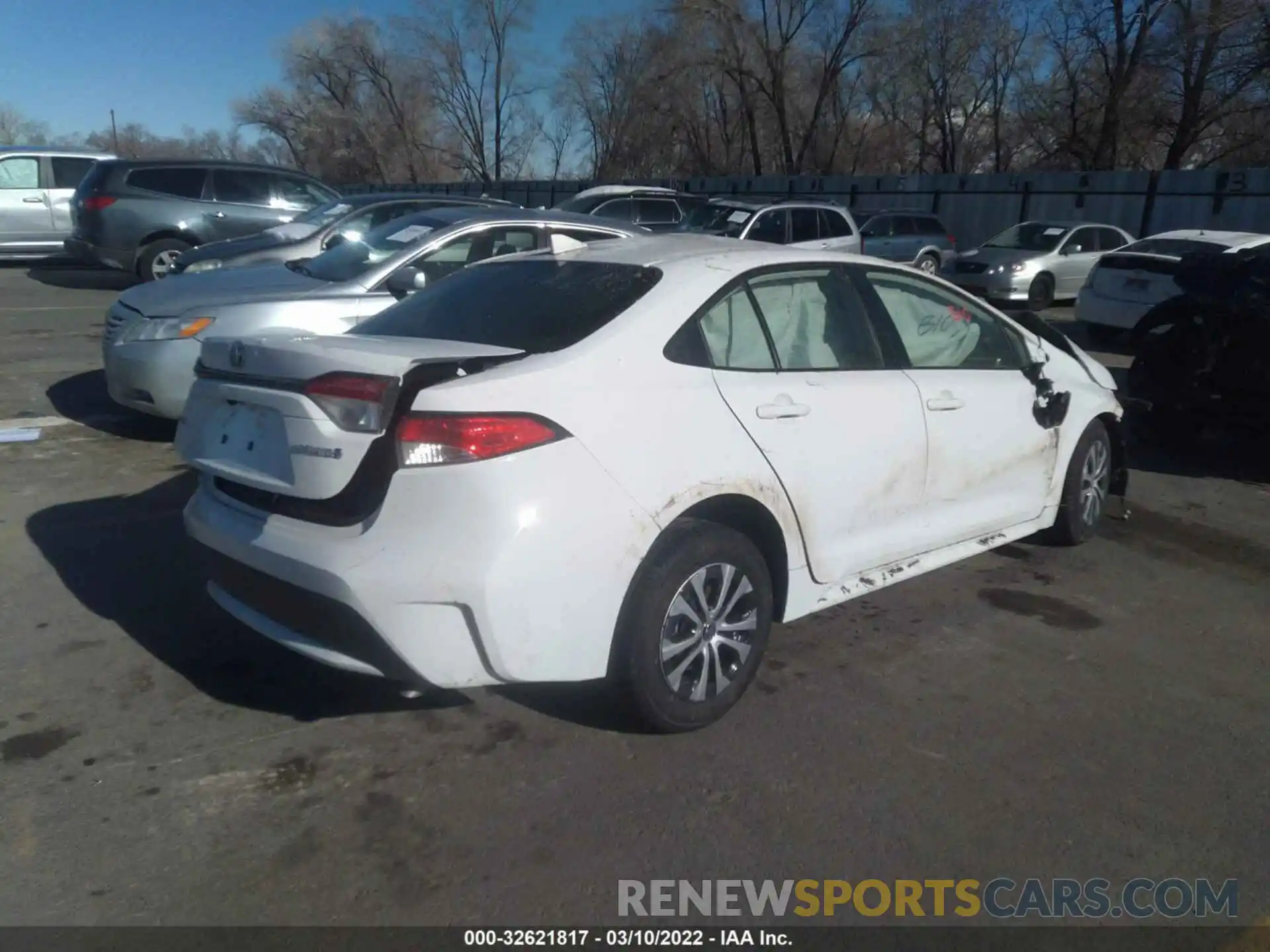 4 Photograph of a damaged car JTDEAMDE4N3003120 TOYOTA COROLLA 2022