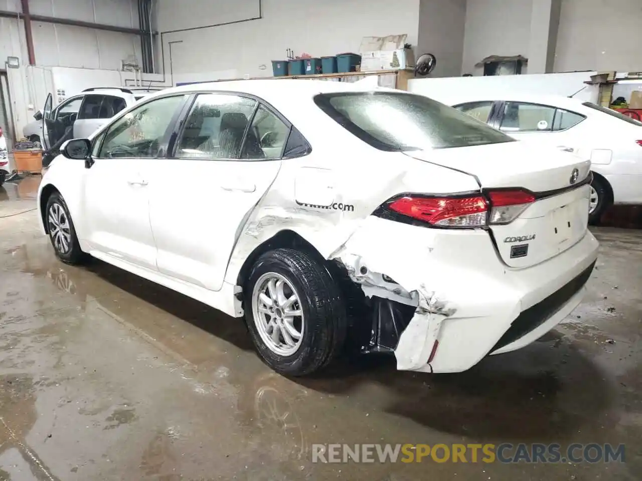 2 Photograph of a damaged car JTDEAMDE4N3003862 TOYOTA COROLLA 2022