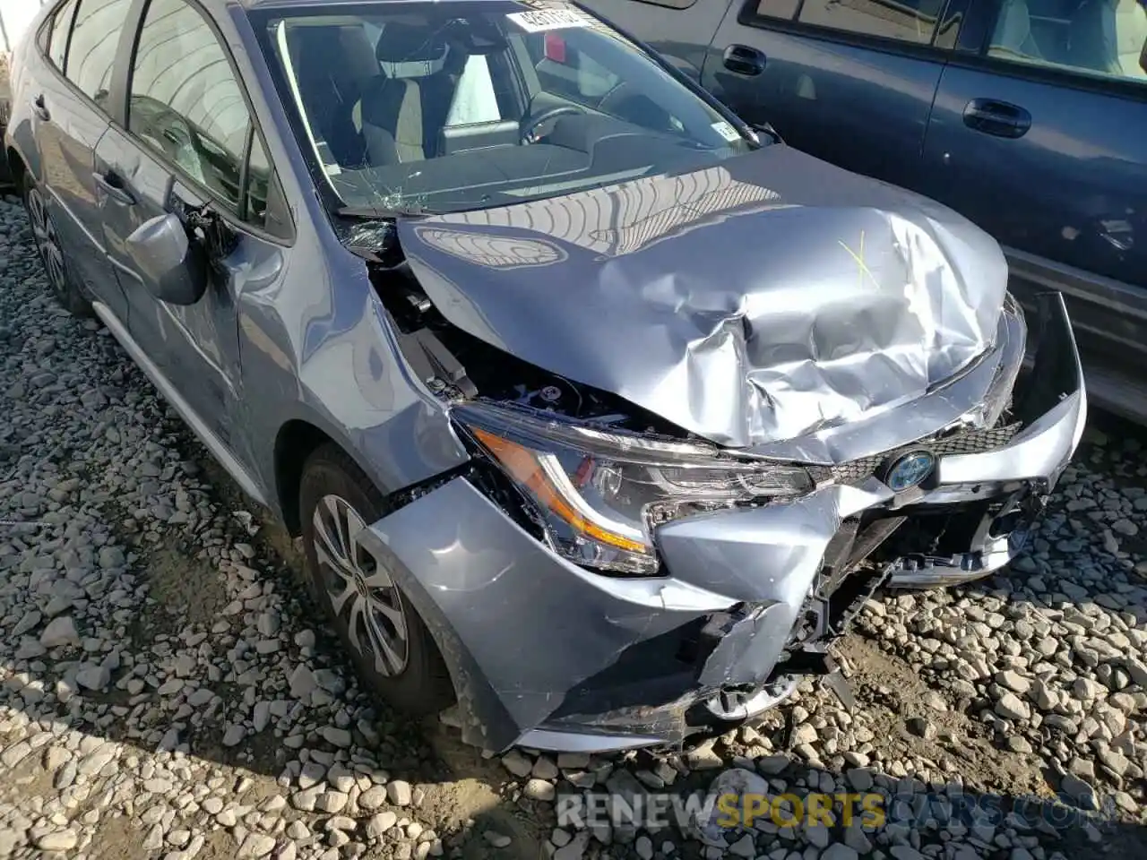 9 Photograph of a damaged car JTDEAMDE4N3004557 TOYOTA COROLLA 2022