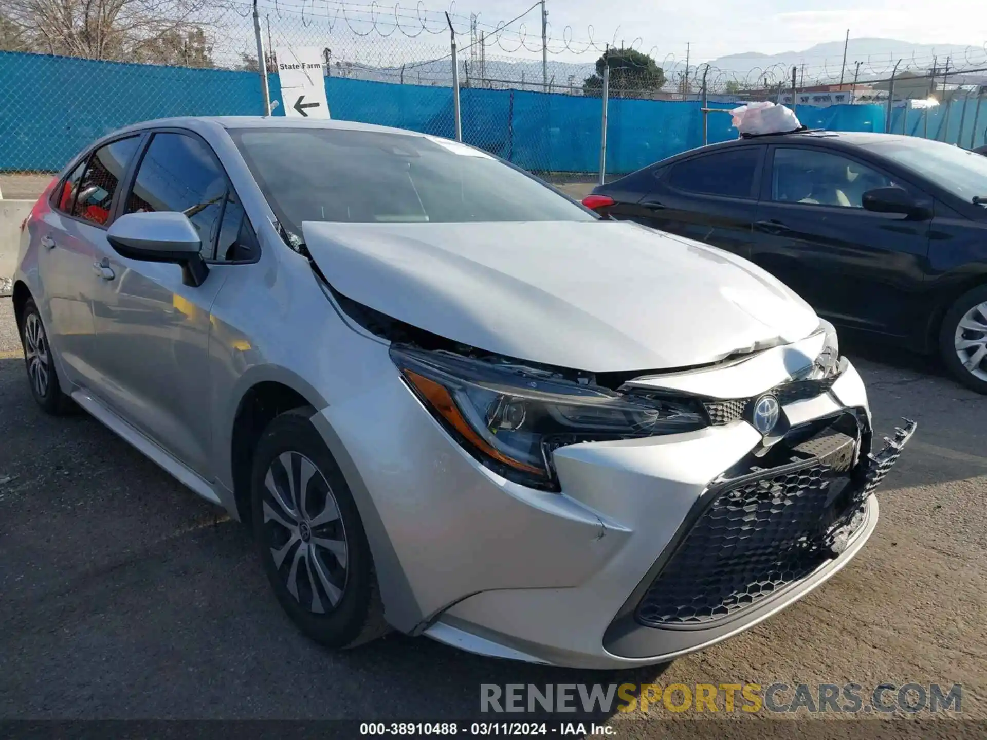 1 Photograph of a damaged car JTDEAMDE4N3009466 TOYOTA COROLLA 2022