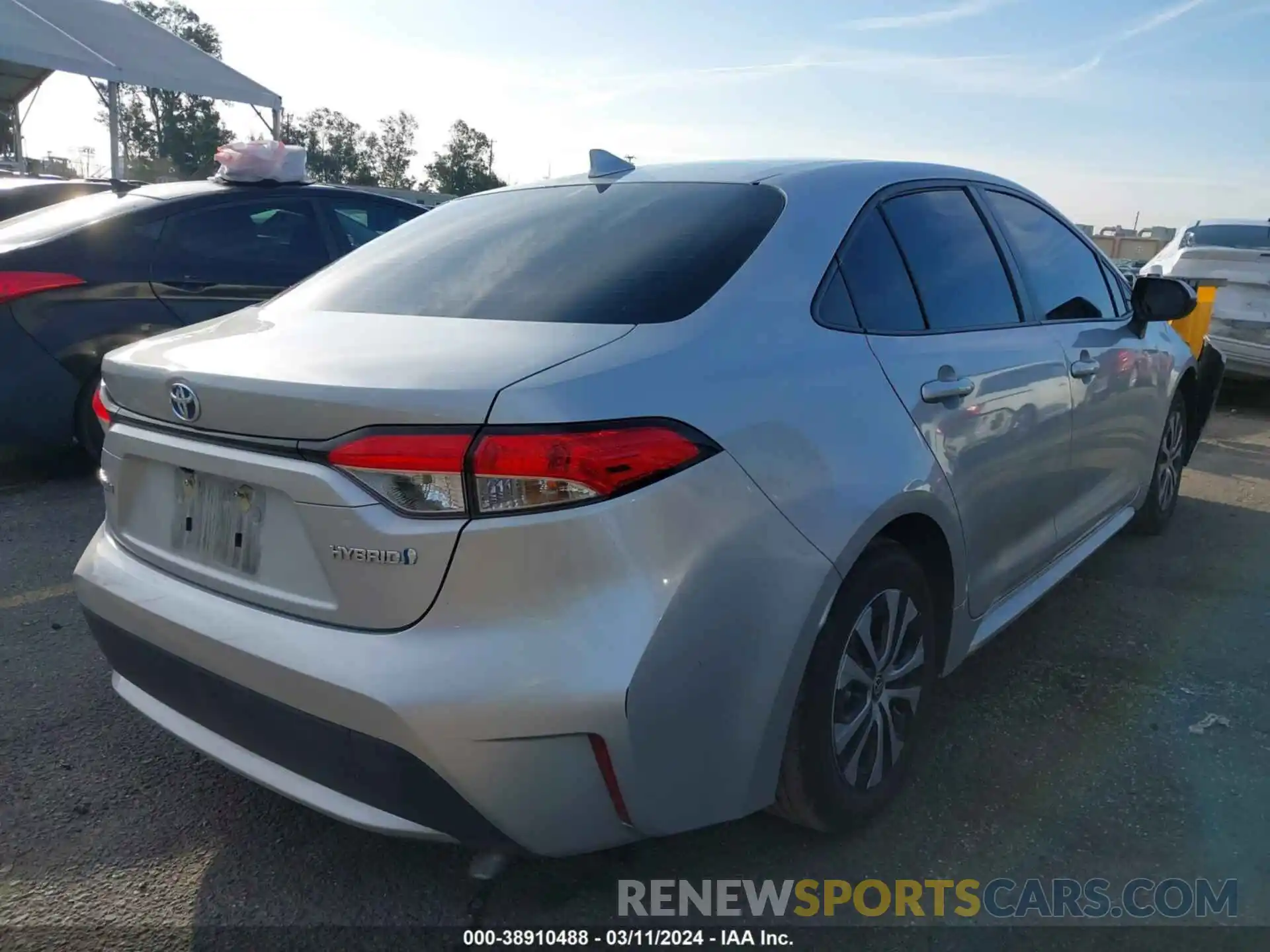 4 Photograph of a damaged car JTDEAMDE4N3009466 TOYOTA COROLLA 2022