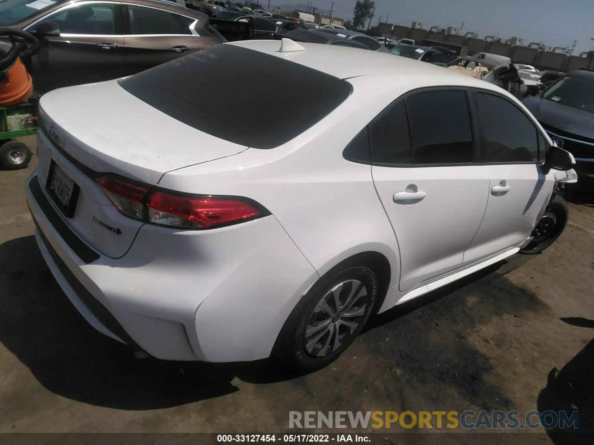 4 Photograph of a damaged car JTDEAMDE4NJ041541 TOYOTA COROLLA 2022