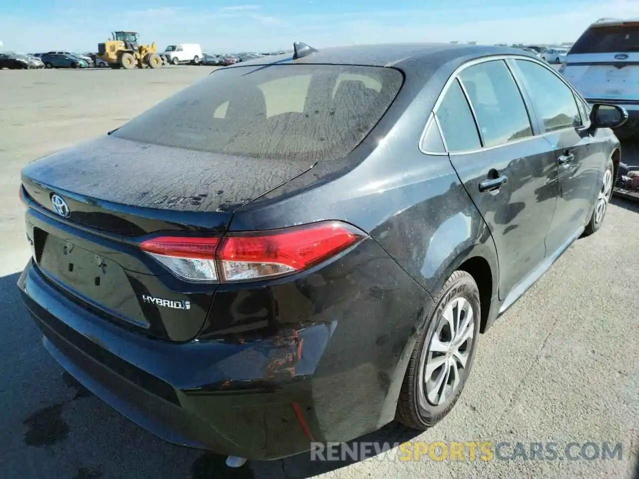 4 Photograph of a damaged car JTDEAMDE4NJ043967 TOYOTA COROLLA 2022