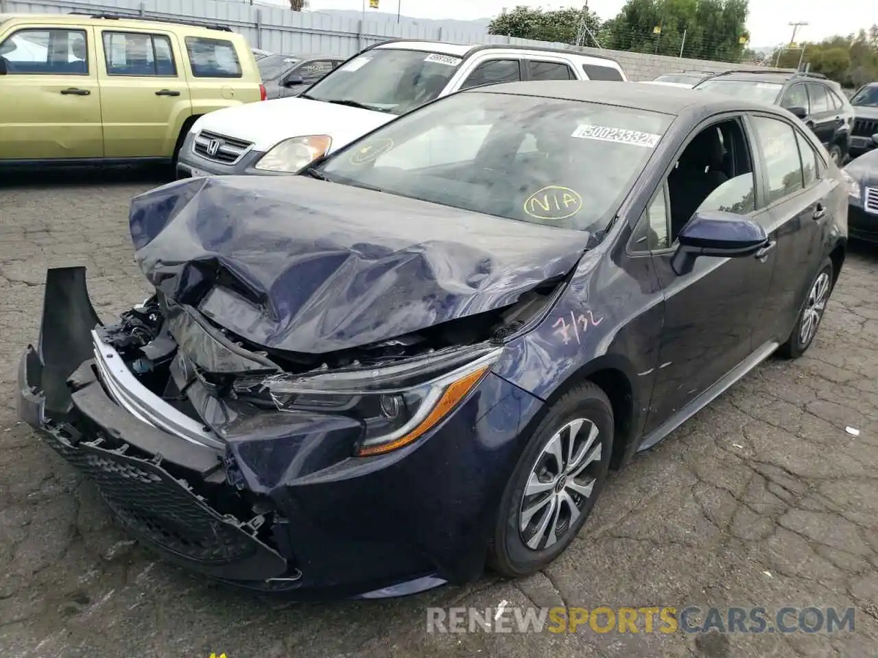 2 Photograph of a damaged car JTDEAMDE4NJ044567 TOYOTA COROLLA 2022