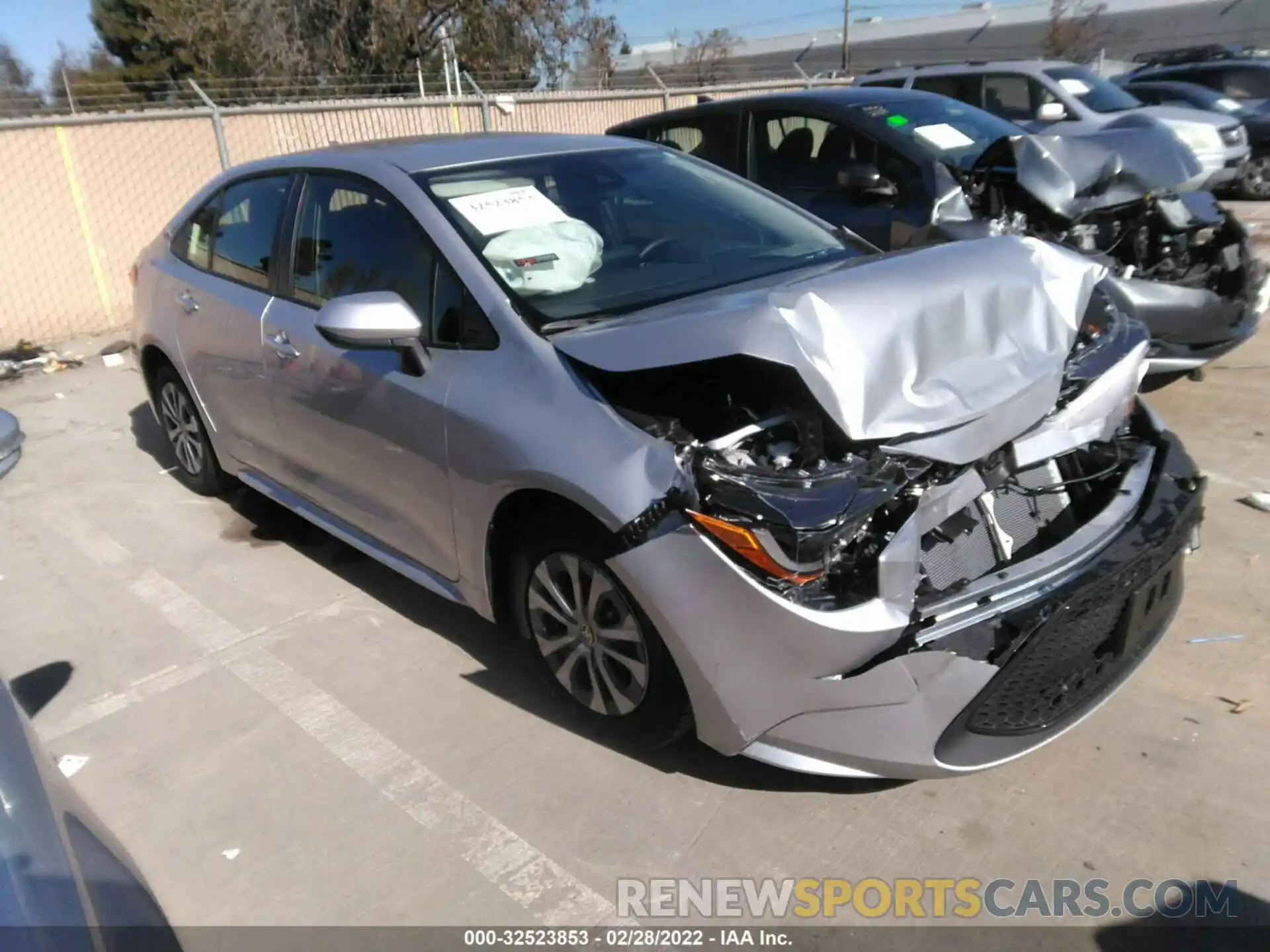 1 Photograph of a damaged car JTDEAMDE4NJ045489 TOYOTA COROLLA 2022