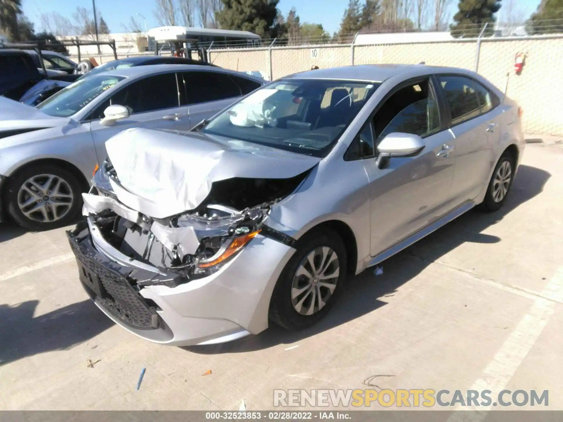 2 Photograph of a damaged car JTDEAMDE4NJ045489 TOYOTA COROLLA 2022