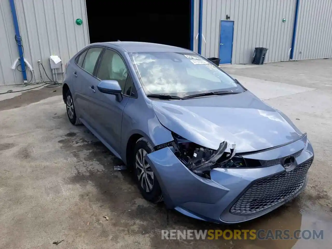 1 Photograph of a damaged car JTDEAMDE4NJ046089 TOYOTA COROLLA 2022