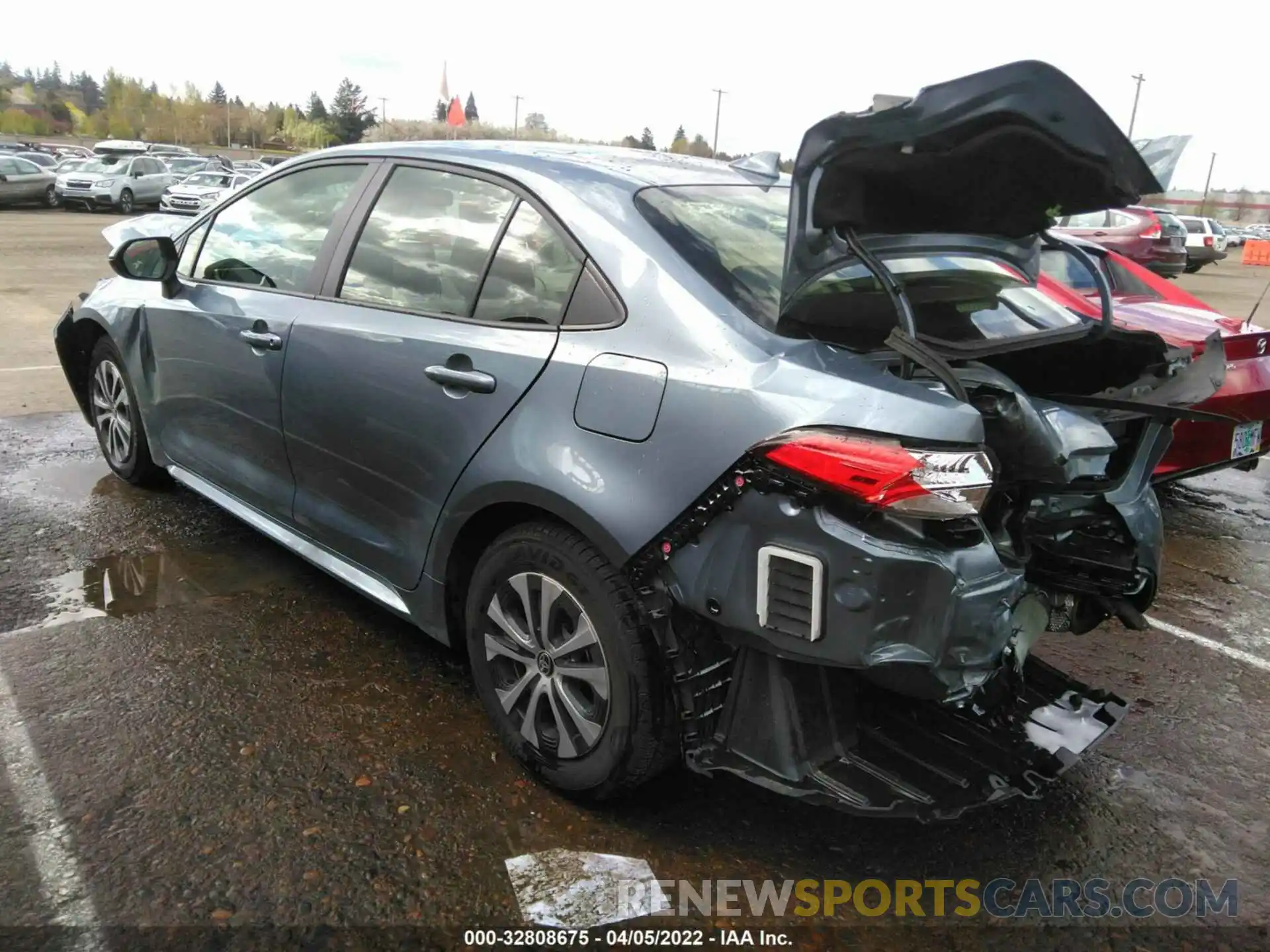 3 Photograph of a damaged car JTDEAMDE4NJ046822 TOYOTA COROLLA 2022