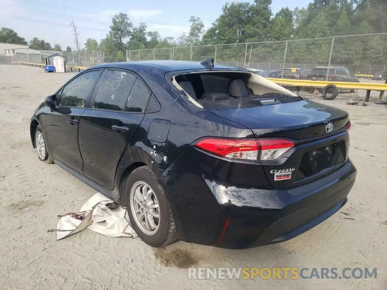 3 Photograph of a damaged car JTDEAMDE4NJ047985 TOYOTA COROLLA 2022