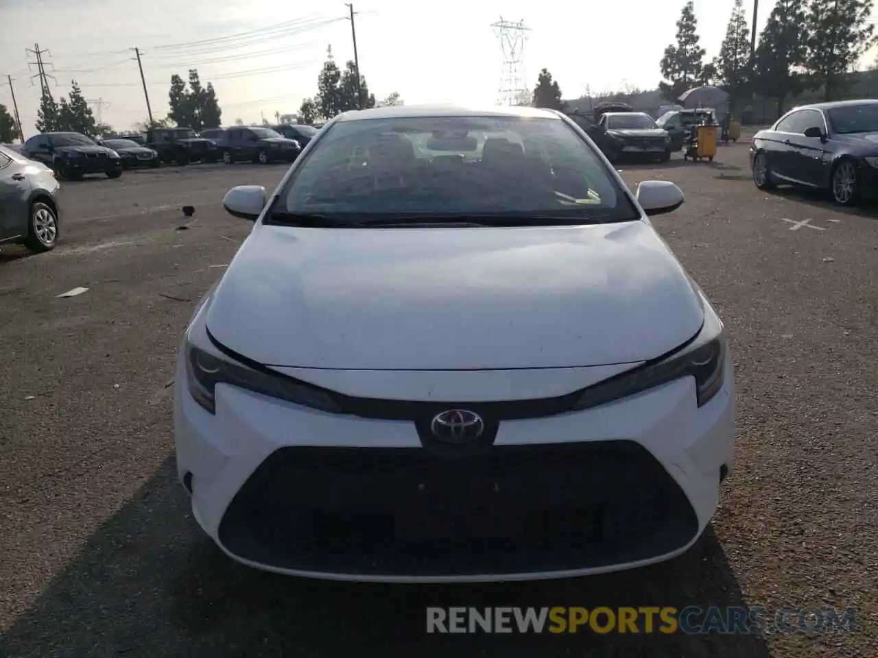 5 Photograph of a damaged car JTDEAMDE5N3014076 TOYOTA COROLLA 2022