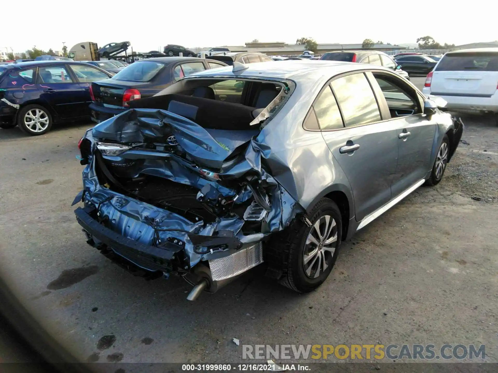 4 Photograph of a damaged car JTDEAMDE5NJ035733 TOYOTA COROLLA 2022