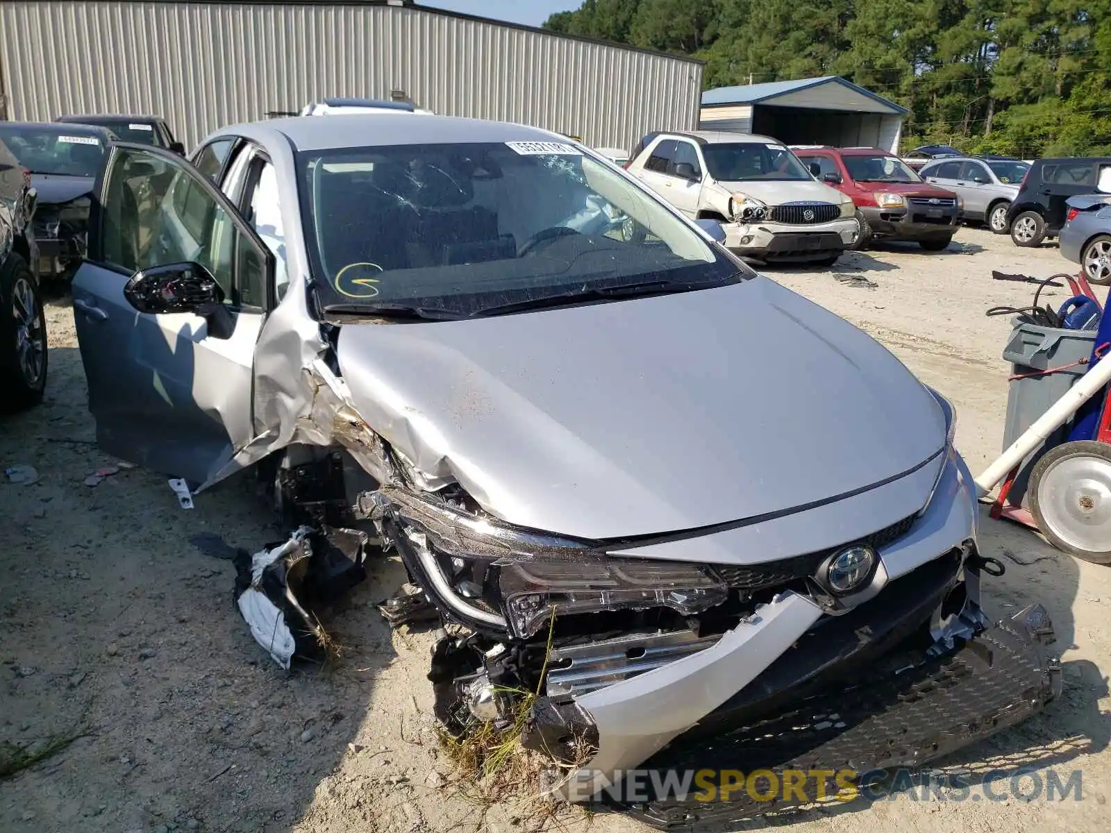 1 Photograph of a damaged car JTDEAMDE5NJ036610 TOYOTA COROLLA 2022