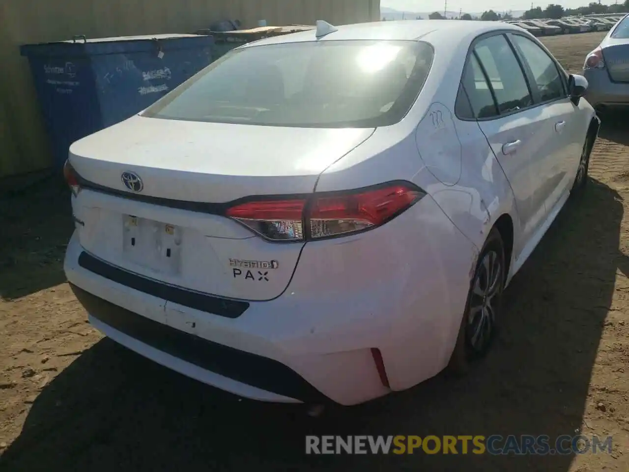 4 Photograph of a damaged car JTDEAMDE5NJ040110 TOYOTA COROLLA 2022