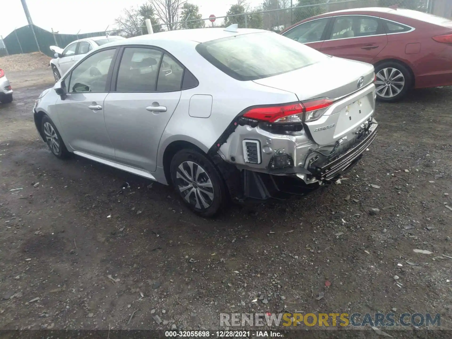 3 Photograph of a damaged car JTDEAMDE5NJ040883 TOYOTA COROLLA 2022