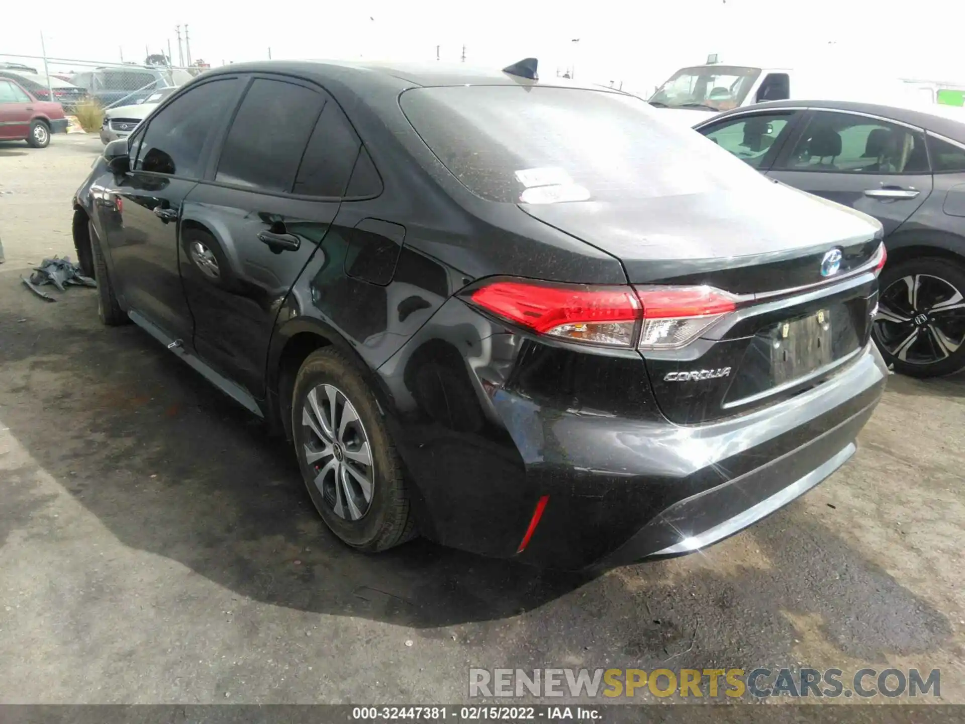 3 Photograph of a damaged car JTDEAMDE5NJ044819 TOYOTA COROLLA 2022