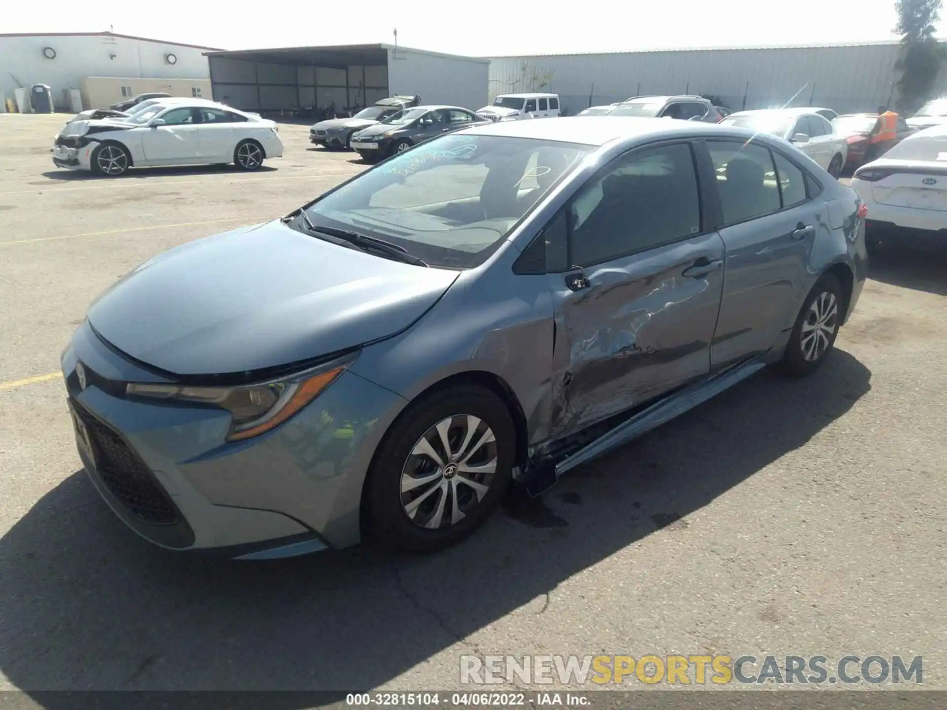 2 Photograph of a damaged car JTDEAMDE5NJ052595 TOYOTA COROLLA 2022