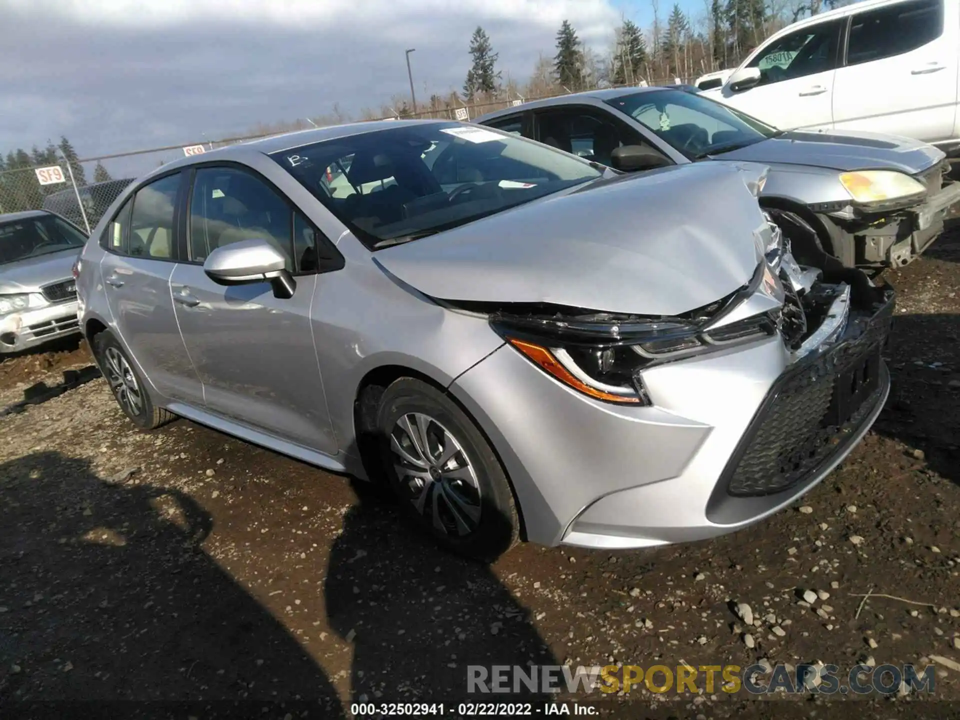 1 Photograph of a damaged car JTDEAMDE6N3001305 TOYOTA COROLLA 2022