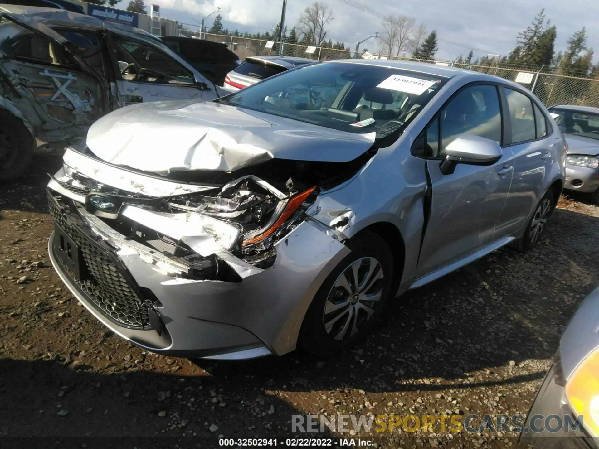 2 Photograph of a damaged car JTDEAMDE6N3001305 TOYOTA COROLLA 2022