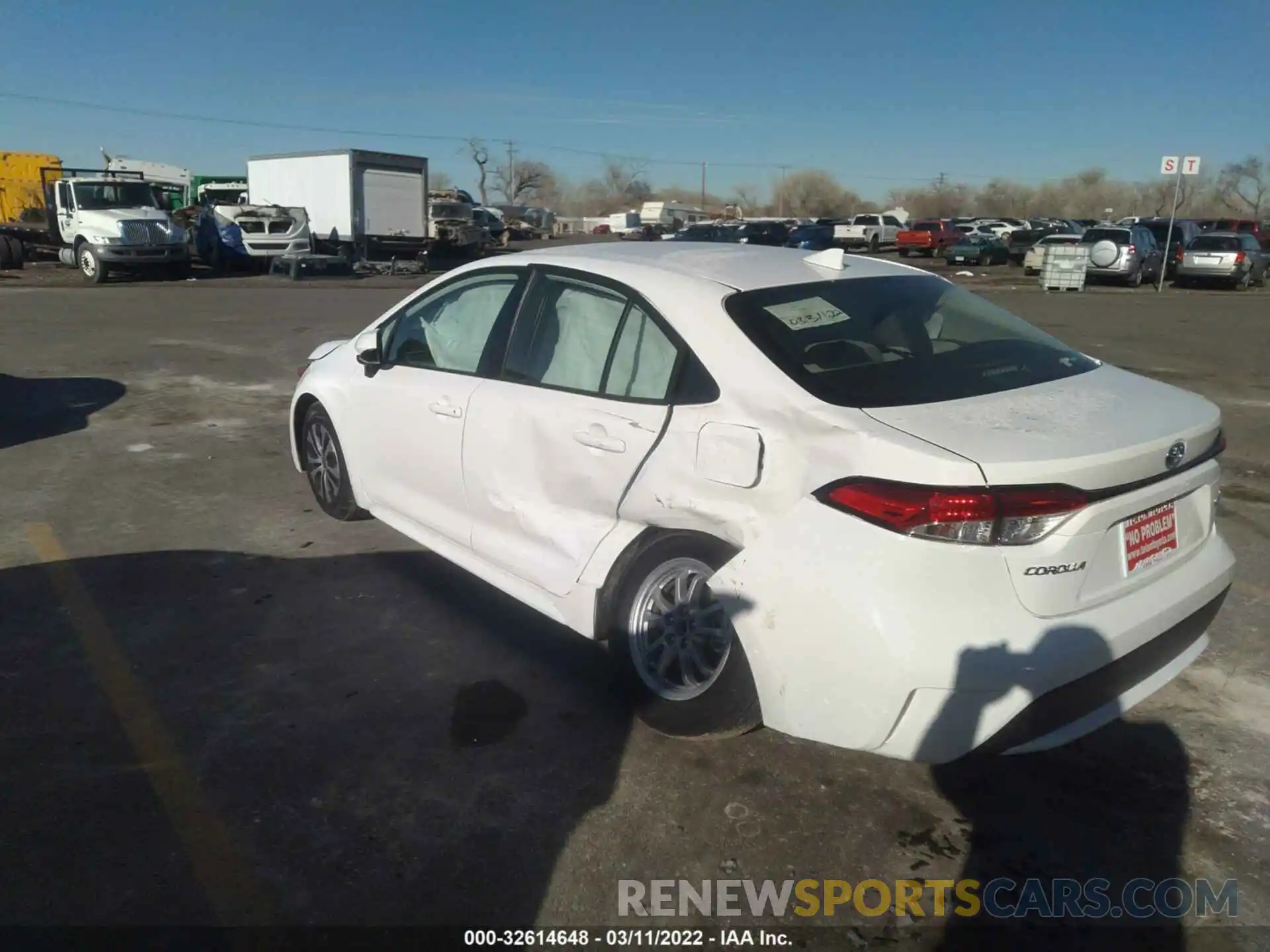 3 Photograph of a damaged car JTDEAMDE6N3004611 TOYOTA COROLLA 2022