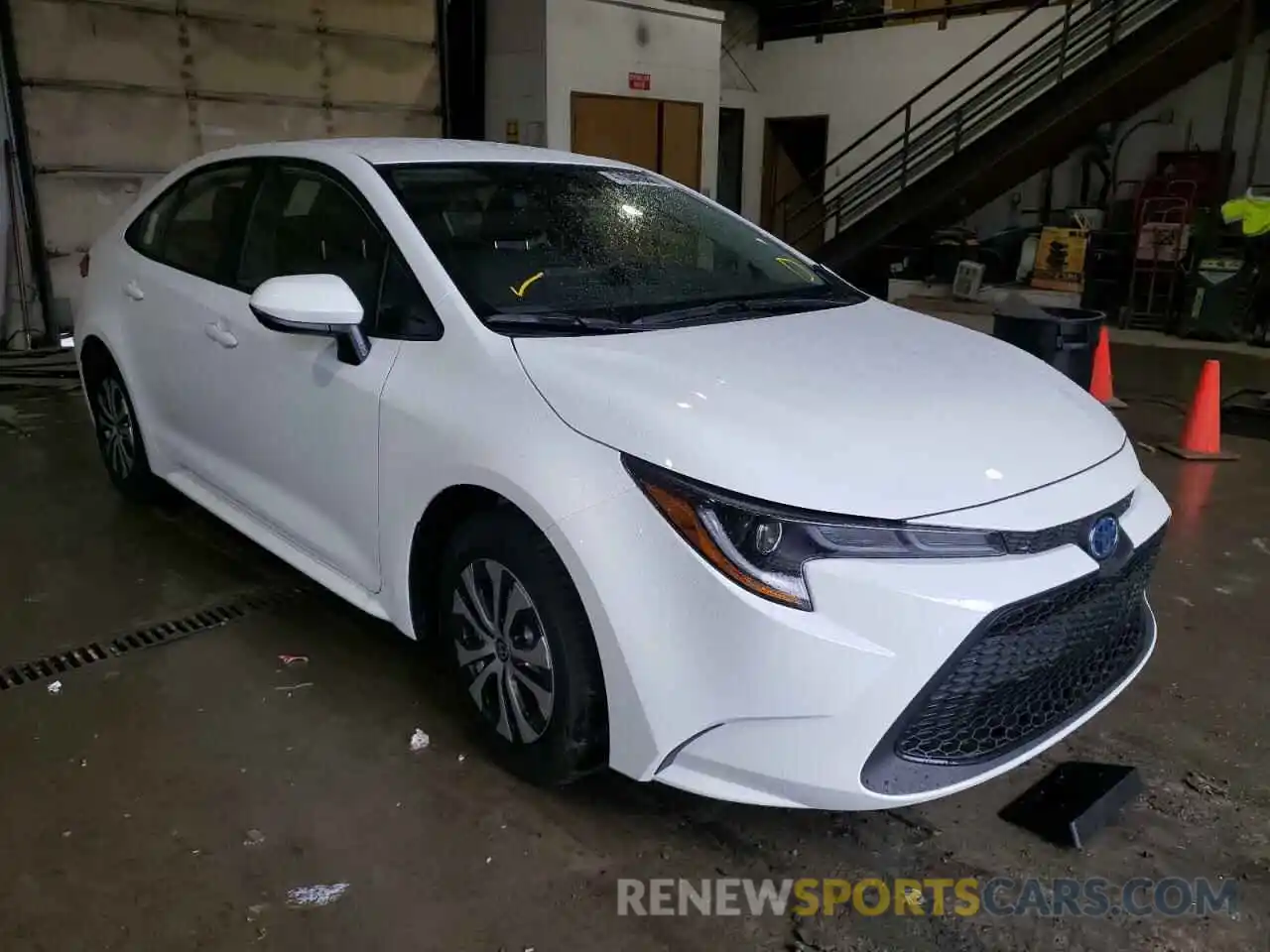 1 Photograph of a damaged car JTDEAMDE6N3008173 TOYOTA COROLLA 2022