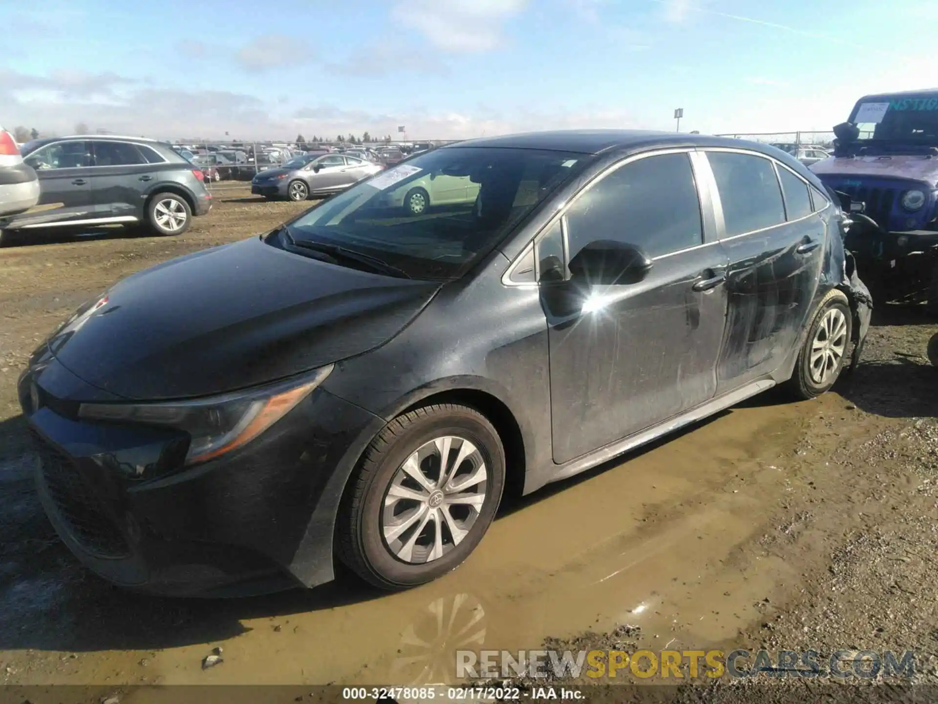 2 Photograph of a damaged car JTDEAMDE6NJ036003 TOYOTA COROLLA 2022