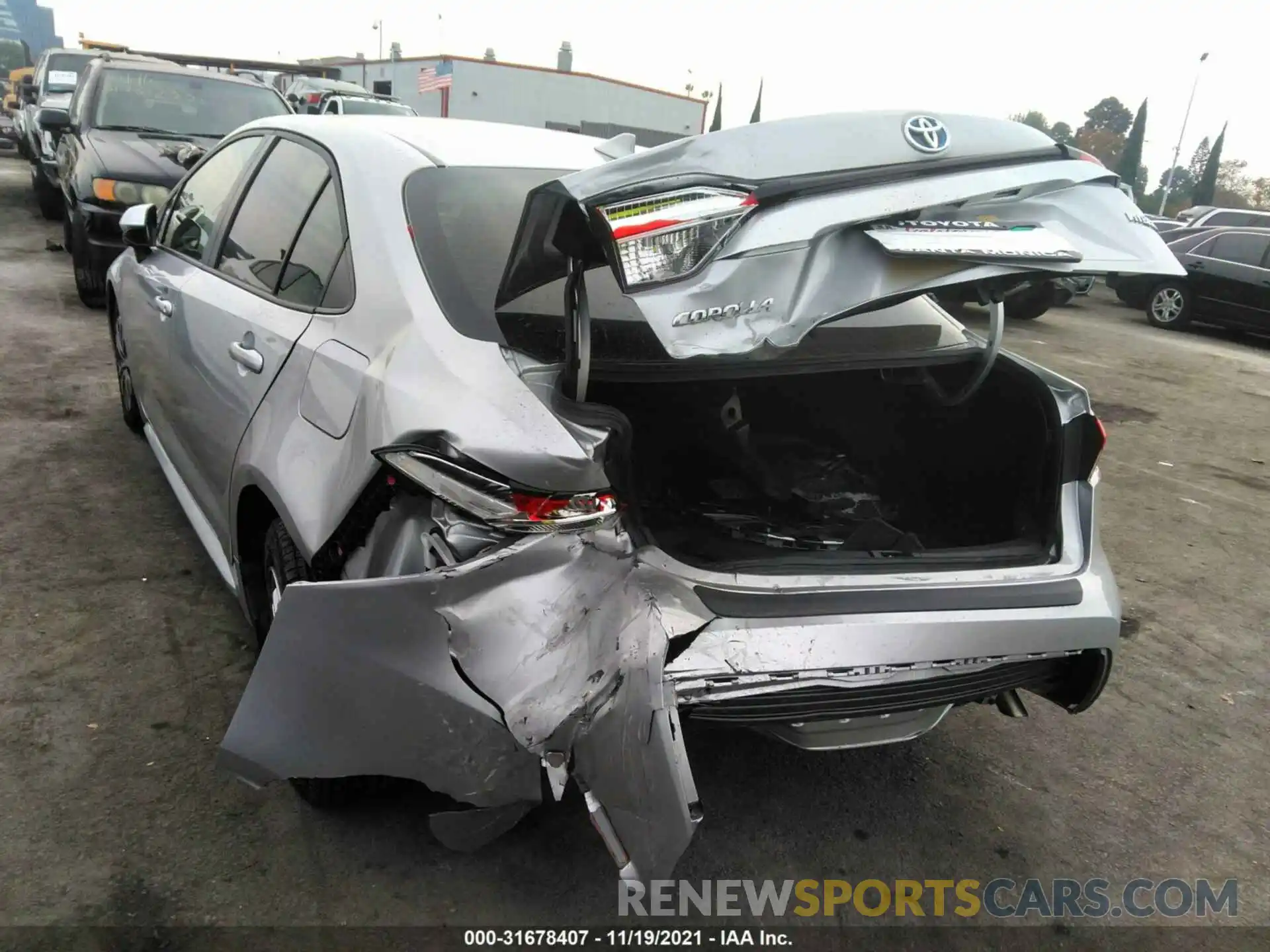 3 Photograph of a damaged car JTDEAMDE6NJ036969 TOYOTA COROLLA 2022