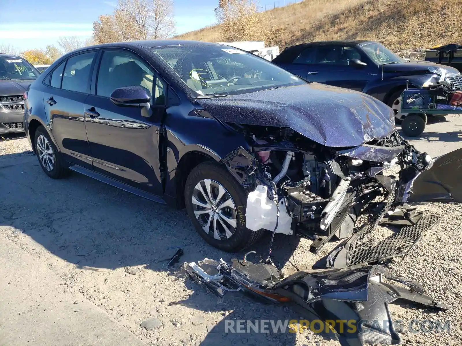 1 Photograph of a damaged car JTDEAMDE6NJ037989 TOYOTA COROLLA 2022