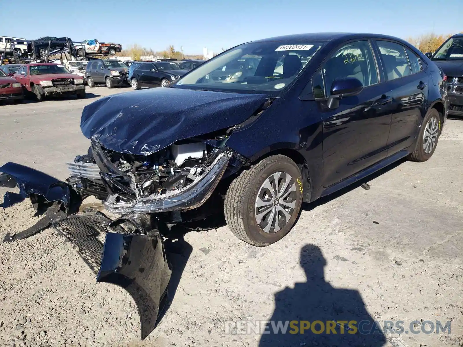 2 Photograph of a damaged car JTDEAMDE6NJ037989 TOYOTA COROLLA 2022