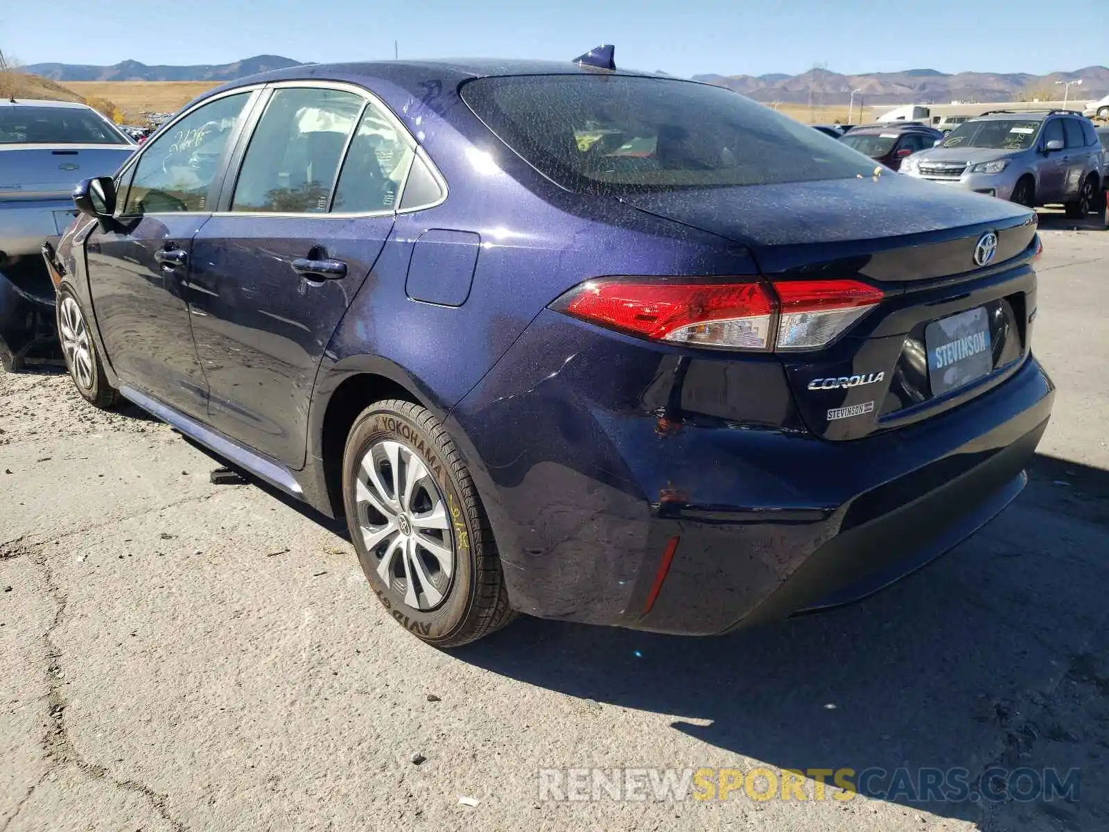 3 Photograph of a damaged car JTDEAMDE6NJ037989 TOYOTA COROLLA 2022