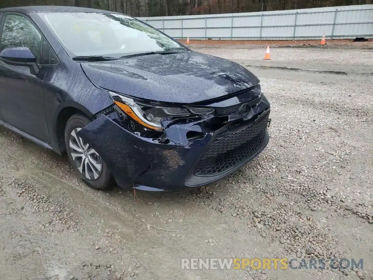 9 Photograph of a damaged car JTDEAMDE6NJ039774 TOYOTA COROLLA 2022