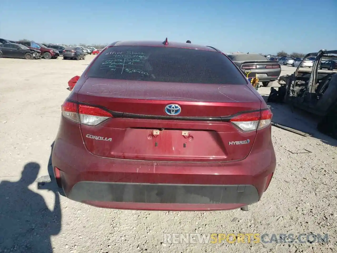 6 Photograph of a damaged car JTDEAMDE6NJ039984 TOYOTA COROLLA 2022