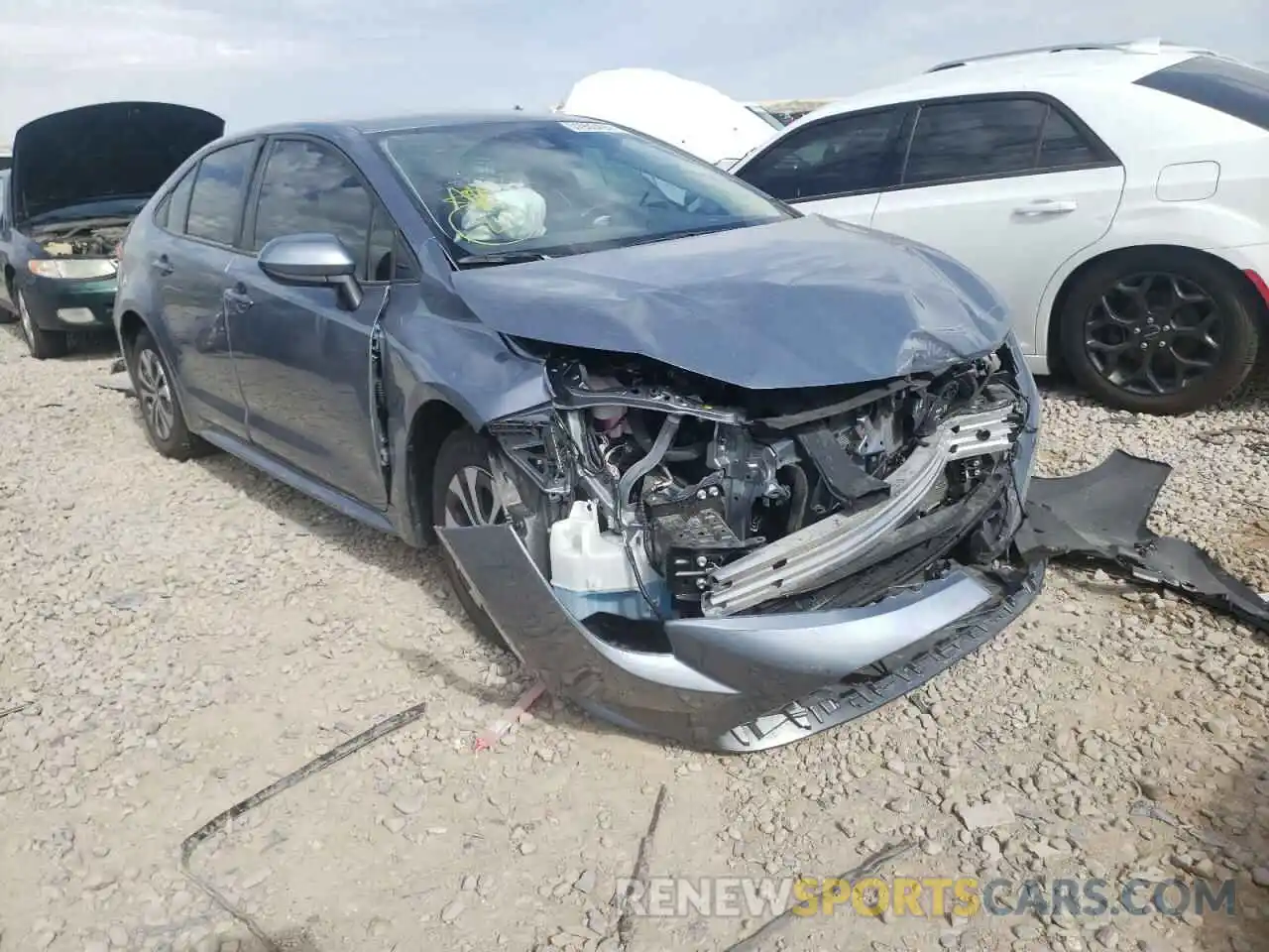 1 Photograph of a damaged car JTDEAMDE6NJ040861 TOYOTA COROLLA 2022