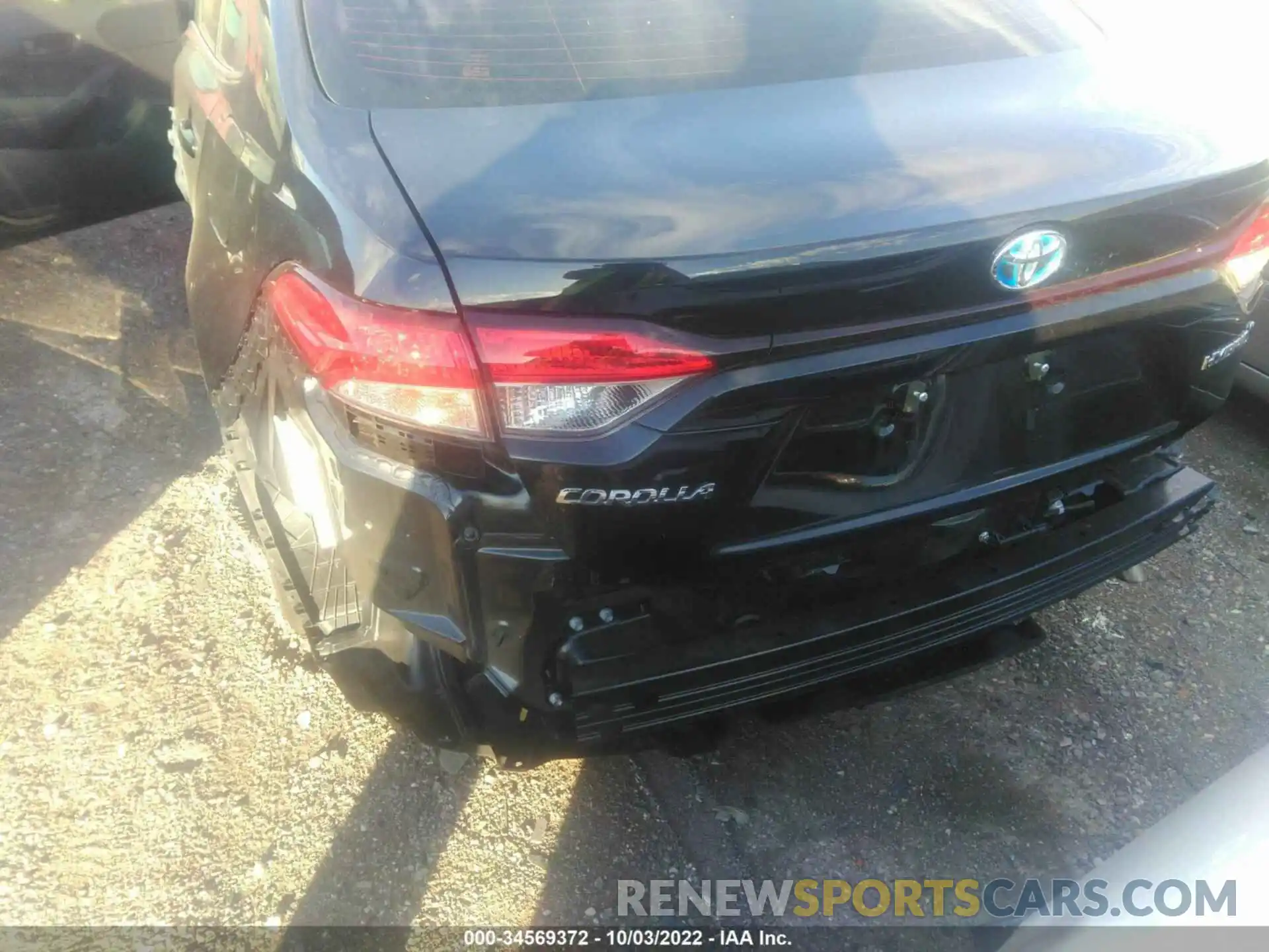 6 Photograph of a damaged car JTDEAMDE6NJ046286 TOYOTA COROLLA 2022