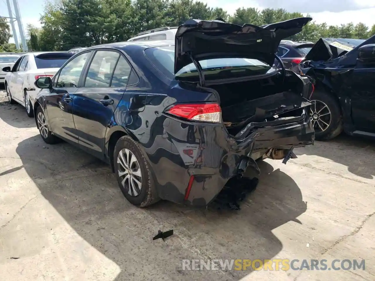 3 Photograph of a damaged car JTDEAMDE6NJ048247 TOYOTA COROLLA 2022